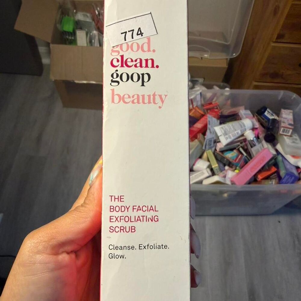Supergoop! exfoliating scrub